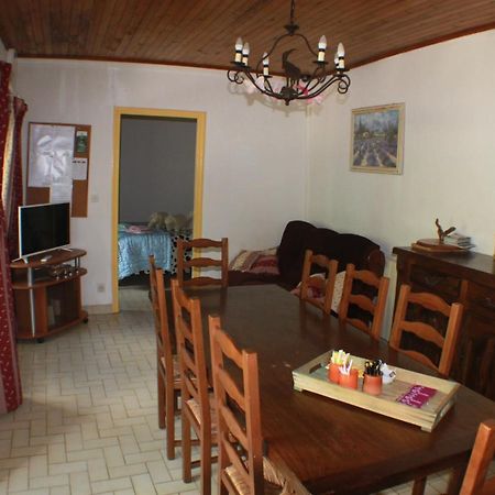 Les Ecureuils Villa Saint-Priest  Bagian luar foto